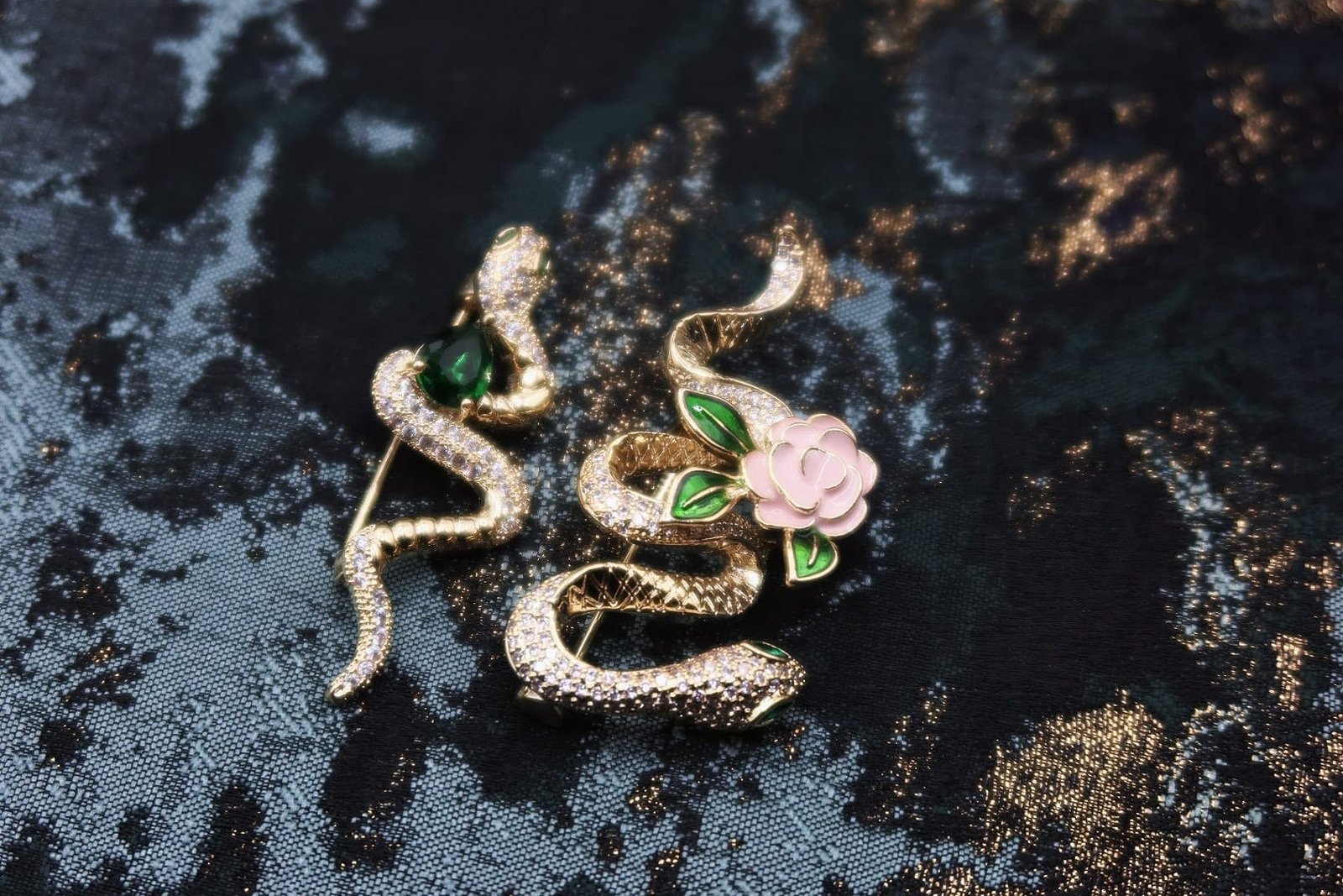 f27ea80ac4f43859a817a59464bb5ecb